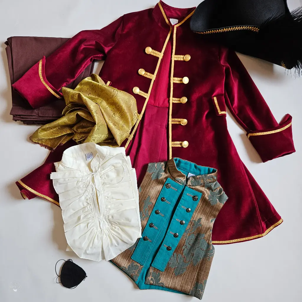 Complete Pirate Costume: Vest, Shirt and Trousers