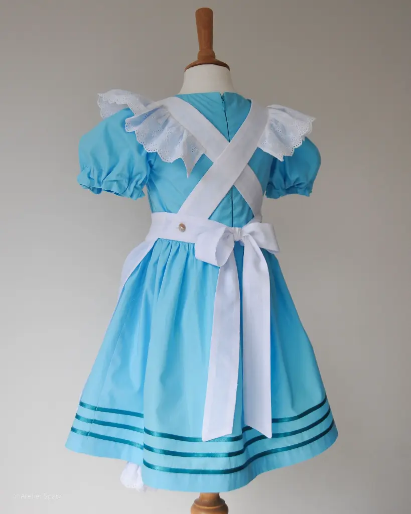 Atelier Spatz Alice in Wonderland-4.webp