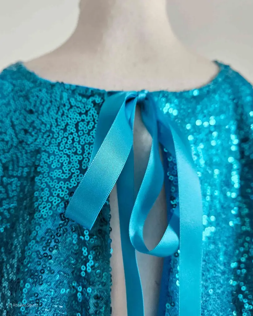 Atelier Spatz Melusina Cape-2.webp