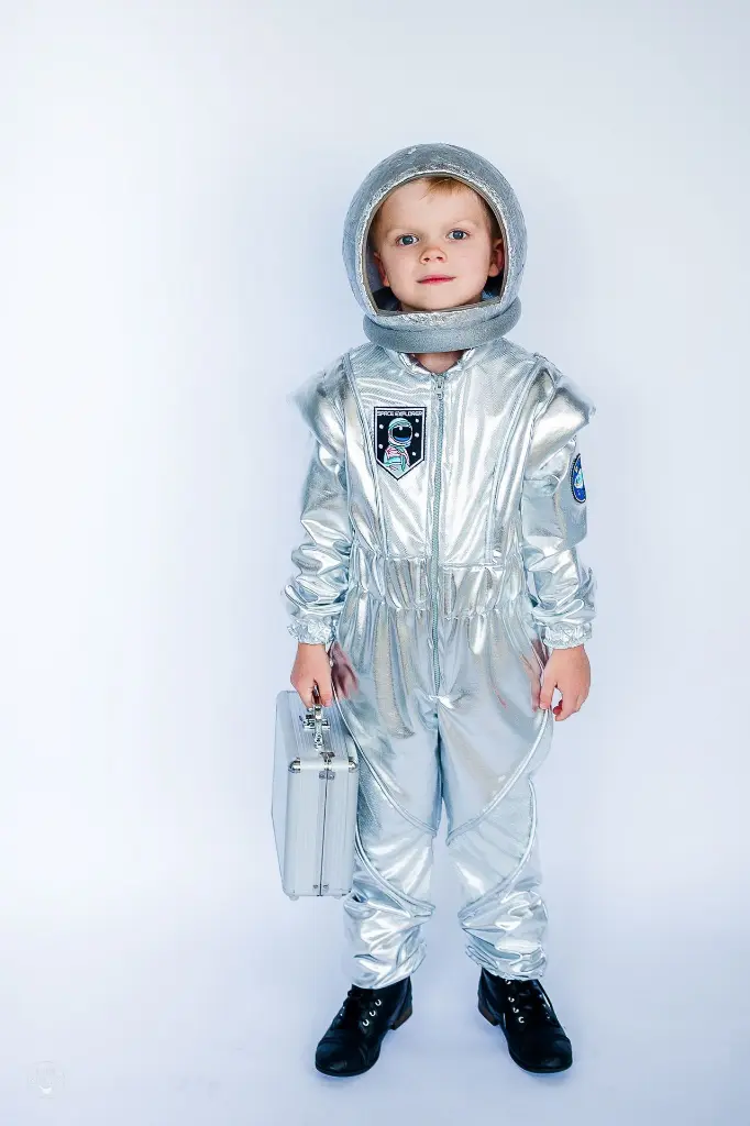 Atelier Spatz Astronaut-08.webp