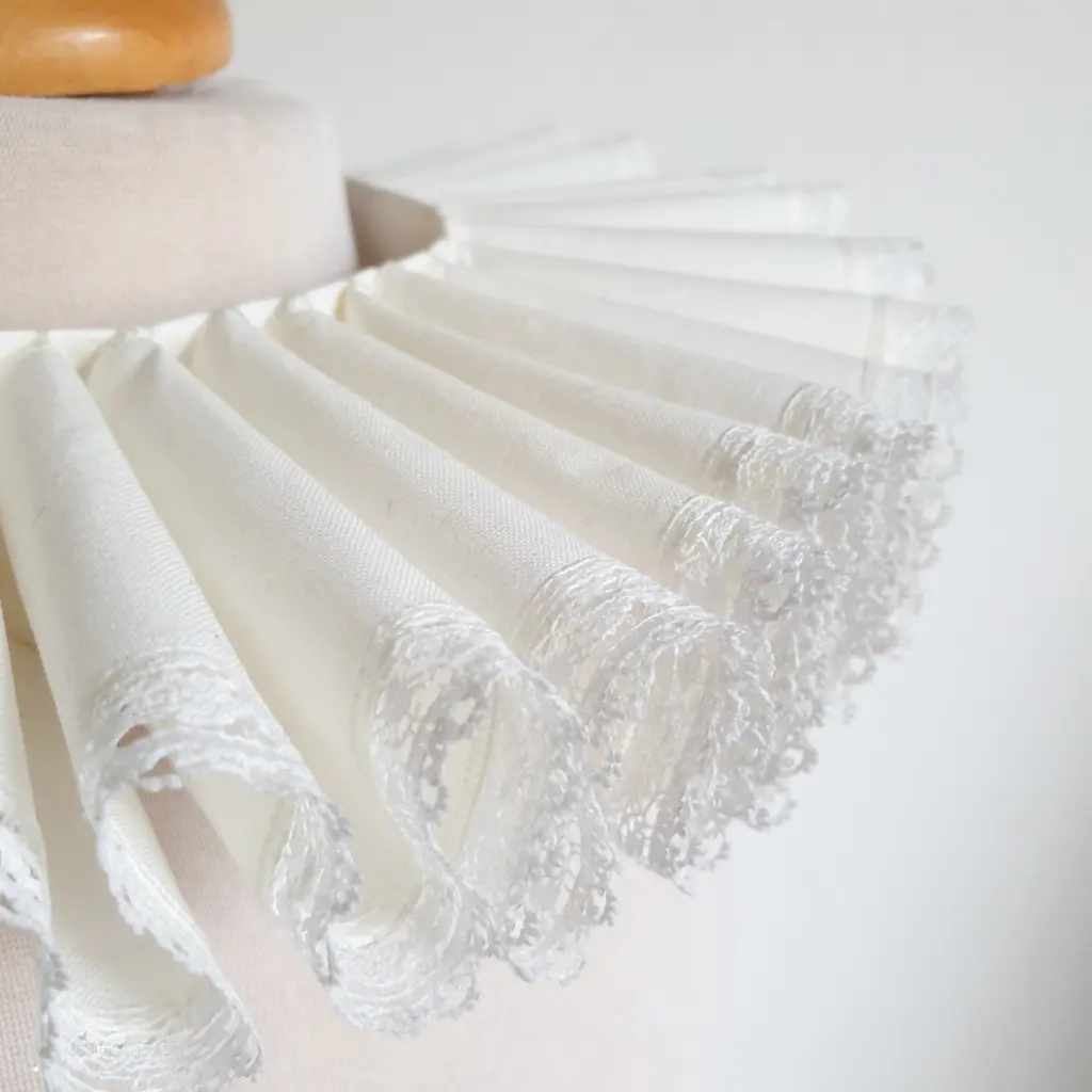 Atelier Spatz Elizabethan Ruff-5.webp