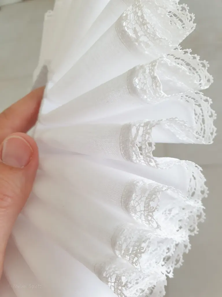 Atelier Spatz Elizabethan Ruff-6.webp