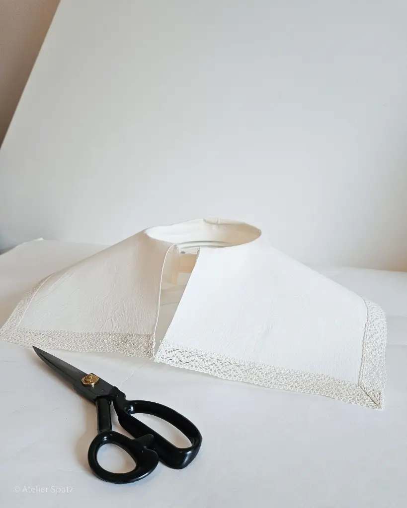 Atelier Spatz Square Collar-1.webp