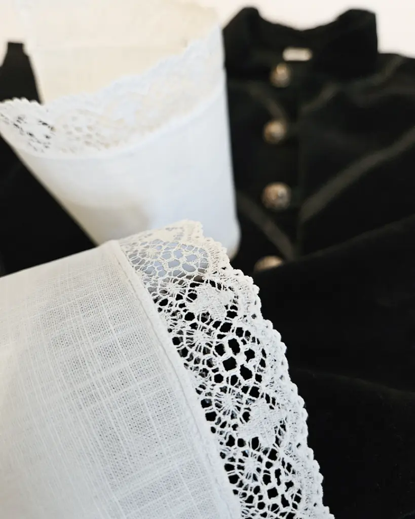 Atelier Spatz Starched Historical Cuffs-7.webp