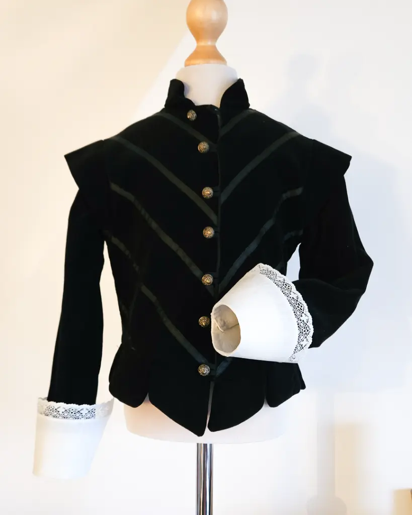 Atelier Spatz Starched Historical Cuffs-1.webp