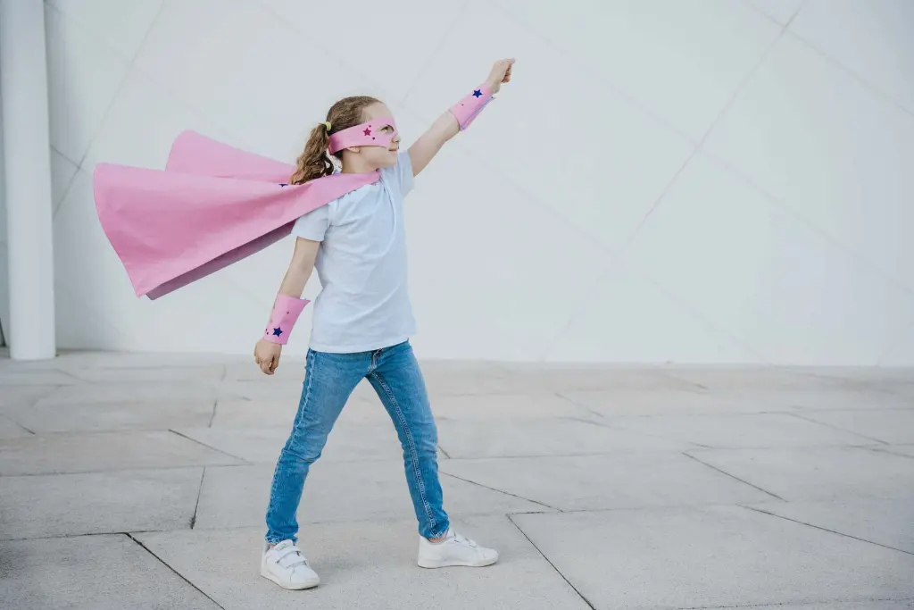 Atelier Spatz Superhero Etsy-14.webp