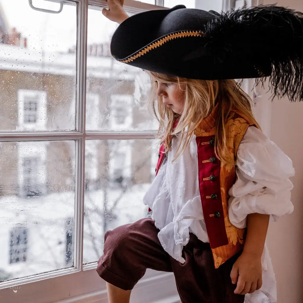 Piratenkostüm: Weste & Hose (3-4 Jahre (Gr.104), rot)