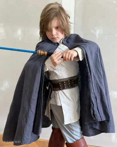 Medieval or Renaissance Linen Cape
